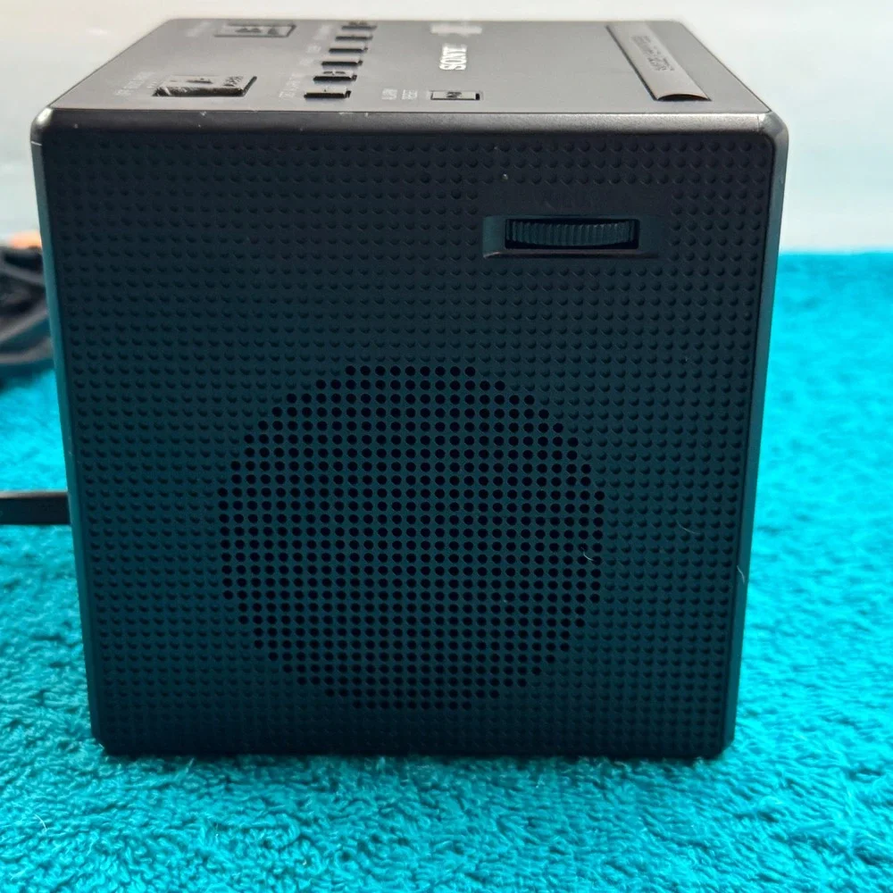 Sony Dream Machine ICF-C1T Dual Alarm Clock Radio AM/FM Black Mirror Cube